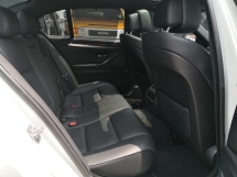 2012 宝马 5 SERIES 528i M SPORT JAPAN Edition 年份制造 2012 天窗全规格 ((( 自由 2 YRS保修 )))