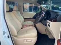 2013 TOYOTA VELLFIRE 2.4 V 整容注册 2018 Power Boot 2P/门 7Seater