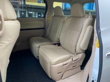 2013 TOYOTA VELLFIRE 2.4 V 整容注册 2018 Power Boot 2P/门 7Seater
