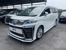 2019 丰田VELLFIRE丰田VELLFIRE 2.5 同 (一个) 2019 TRD套件