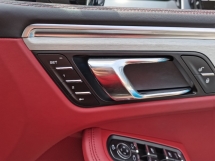 2016 PORSCHE MACAN 2016 Porsche MACAN 2.0 (A) Full Service CBU Rekod 