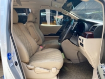 2013 Toyota Vellfire 2.4  FACELIFT REG 18 8Tempat Duduk Kulit 2P/Pintu