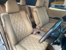 2013 Toyota Vellfire 2.4  FACELIFT REG 18 8Tempat Duduk Kulit 2P/Pintu