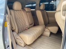 2013 Toyota Vellfire 2.4  FACELIFT REG 18 8Tempat Duduk Kulit 2P/Pintu