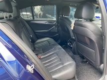 2019 宝马 5 SERIES 530I M-SPORT CKD FSR Under Warranty Till 2024