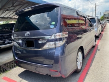 2013 TOYOTA VELLFIRE 2.4 Z FACELIFT 7Seater 2Power Doors DVD Reg 2016