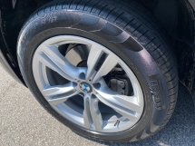 2017 BMW X5 40e MSport CKD 保修期内的完整服务记录