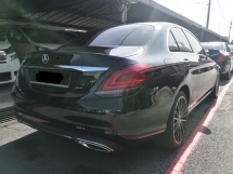 2019 MERCEDES-BENZ C-CLASS C200 1.5 TURBO Tahun Dibuat 2019 Mil Facelift Baharu 29000 km Perkhidmatan Penuh Hap SENG Waranti hingga Nov 2023