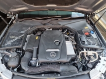 2016 梅赛德斯-奔驰 C 级 C250 AMG 线轿车 (自由 2 Y 汽车保修) REG 2016