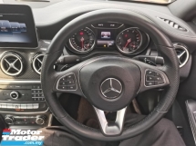2018 梅赛德斯-奔驰 CLA 梅赛德斯-奔驰 CLA200 AMG (一个) REG 2019