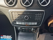 2018 梅赛德斯-奔驰 CLA 梅赛德斯-奔驰 CLA200 AMG (一个) REG 2019