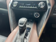 2020 TOYOTA HARRIER 2.0 G FACELIFT /LEATHER PACK /MODELISTA BODYKIT 