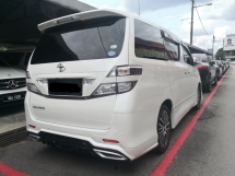 2011 TOYOTA VELLFIRE 2.4 Z PLATINUM GOLD 带电动记忆座椅 制造年份 2011 车身套件 (( 自由 2 YRS保修 ))