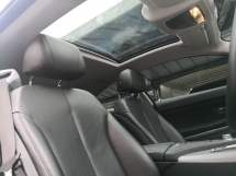 2011 宝马 640i 轿跑车 3.0 双动力涡轮 制造年份 2011 马力 320BHP 全景车顶 (( 1 一年保修 )) 
