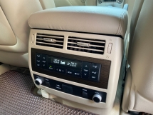 2020 TOYOTA LAND CRUISER 4.6 ZX Full Spec Sunroof Power But Surround Cam