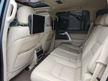 2020 TOYOTA LAND CRUISER 2020 Toyota Land Cruiser 4.6 (A) ZX Berdaftar 2021