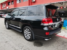 2020 TOYOTA LAND CRUISER 2020 Toyota Land Cruiser 4.6 (A) ZX Berdaftar 2021