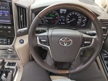 2020 TOYOTA LAND CRUISER 2020 Toyota Land Cruiser 4.6 (A) ZX Berdaftar 2021