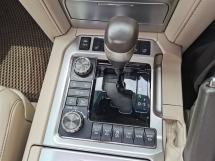 2020 TOYOTA LAND CRUISER 2020 Toyota Land Cruiser 4.6 (A) ZX Berdaftar 2021