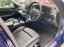 2018 BMW 5 SIRI 530e Sport Line 71K KM Perkhidmatan Penuh Di Bawah Waranti