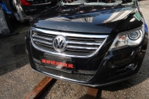 VOLKSWAGEN TIGUAN HALF CUT SPARE PARTS Half-cut 