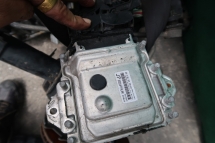 SUZUKI SWIFT 1.6 ENGINE OR GEAR BOX Engine & Transmission 