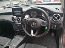 2015 奔驰GLA GLA200 1.6 涡轮增压年份 2015 CBU 自行车运输里程 75,000 公里 ((( 2 年度保修 ))) 2016