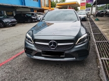 2019 梅赛德斯-奔驰 C 级 梅赛德斯-奔驰 C300 2.0 AMG LINE (一个) CKD 2019