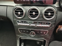 2019 梅赛德斯-奔驰 C 级 梅赛德斯-奔驰 C300 2.0 AMG LINE (一个) CKD 2019