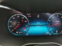 2019 梅赛德斯-奔驰 C 级 梅赛德斯-奔驰 C300 2.0 AMG LINE (一个) CKD 2019
