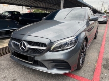 2019 梅赛德斯 - 奔驰C级C300 2.0 AMG 66K KM 保修期内提供全面服务