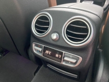 2019 梅赛德斯 - 奔驰C级C300 2.0 AMG 66K KM 保修期内提供全面服务