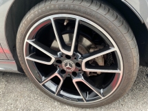 2019 梅赛德斯 - 奔驰C级C300 2.0 AMG 66K KM 保修期内提供全面服务