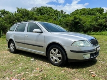 2009 SKODA OCTAVIA ELEGANCE 2.0 AUTO COMBI WAGON