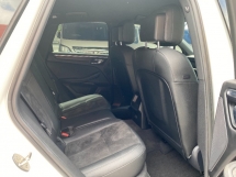 2014 PORSCHE MACAN 2.0(A) berdaftar 2019 Jaminan Percuma Kamera P/Boot