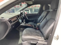 2014 PORSCHE MACAN 2.0(A) berdaftar 2019 Jaminan Percuma Kamera P/Boot