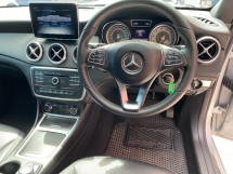 2015 MERCEDES-BENZ CLA 200 1.6(一个) CBU 80K M FSR 免费 2 年保修