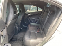 2015 MERCEDES-BENZ CLA 200 1.6(一个) CBU 80K M FSR 免费 2 年保修