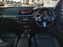 2022 宝马 2 系列 BMW 218i Gran Coupe M Sport (一个)像新的