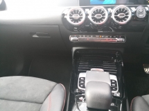 2019 MERCEDES-BENZ A35 AMR PREMIUM PLUS Tahun Dibuat 2019 302BHP Full Spec Panoramic Roof Burmester 4 Waranti Tahun Diberikan
