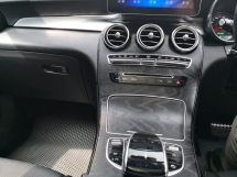 2016 梅赛德斯-奔驰 GLC 级 GLC250 AMG 制造年份 2016 CKD Mil 76k km 全方位服务 Hap Seng Star ((( 自由 2 年度保修 )))