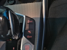 2019 宝马 3 系列 2019/20 宝马 330i M-运动 2.0 (一个) G20 CKD UW 至 01/2025