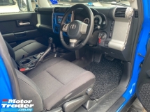 2012 TOYOTA FJ CRUISER 4.0 (A) berdaftar 2017 Langkah Sisi Kamera Songsang 