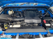 2012 TOYOTA FJ CRUISER 4.0 (A) berdaftar 2017 Langkah Sisi Kamera Songsang 