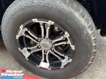 2012 TOYOTA FJ CRUISER 4.0 (A) berdaftar 2017 Langkah Sisi Kamera Songsang 