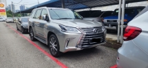 2017 LEXUS LX570 CBU FULLY SERVICE BY LEXUS
