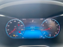 2020 MERCEDES-BENZ GLC 200 2.0 (一个) CKD 整容 64K KM F/服务 UW2024