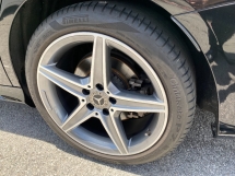2018 梅赛德斯 - 奔驰C级C250 2.0 (一个) AMG CKD Panaromic 车顶电动后备箱 
