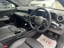 2019 MERCEDES-BENZ A-CLASS A180 Hatchback SPORT /JAPAN SPEC /BSM /REVERSE CAM