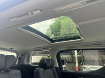 2022 TOYOTA ALPHARD 2.5 SC /3BA /3 EYE HEADLIGHT /SUNROOF /PILOT SEATS